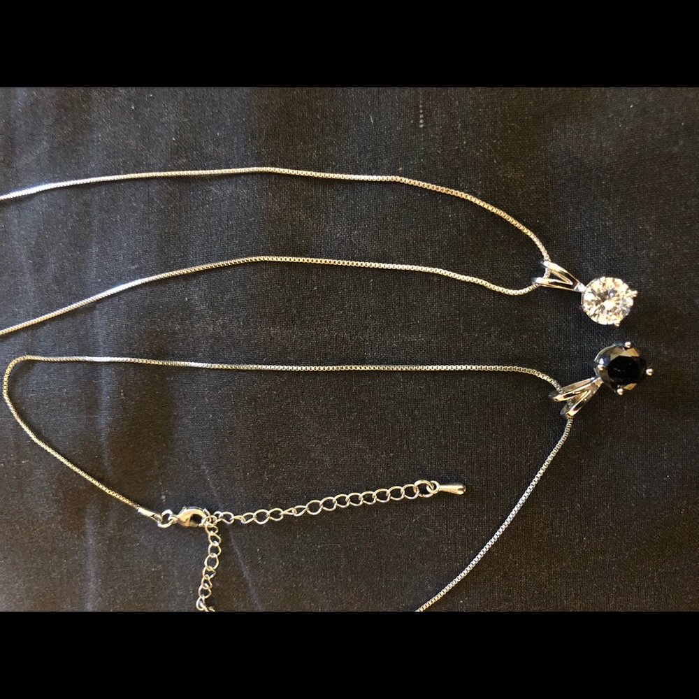 Necklaces - Picture 4 of 4